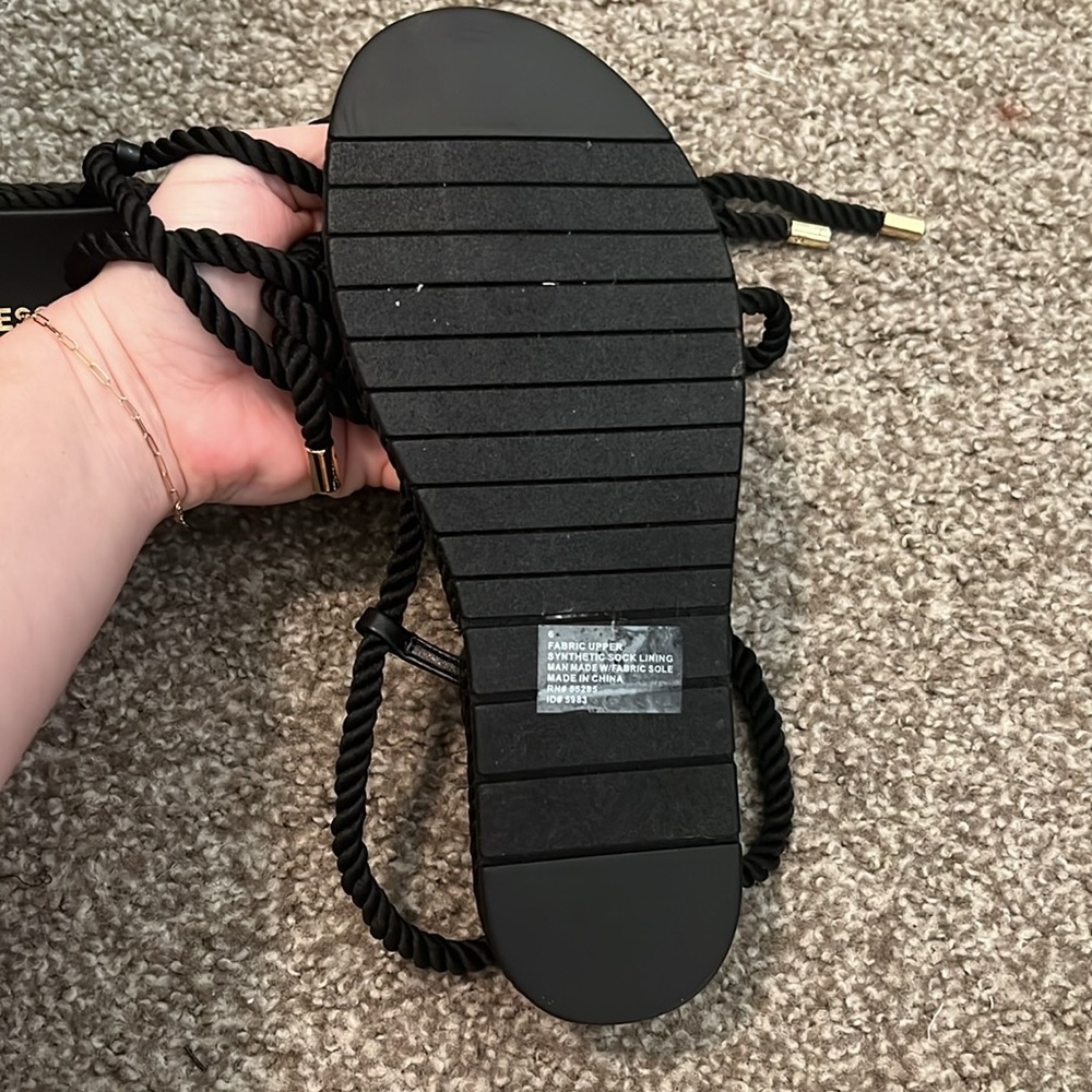 Express Sandals - Picture 3 of 5